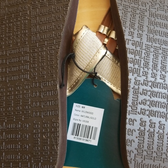 Tidewater Natural Gold Flip Flops - Picture 4 of 4